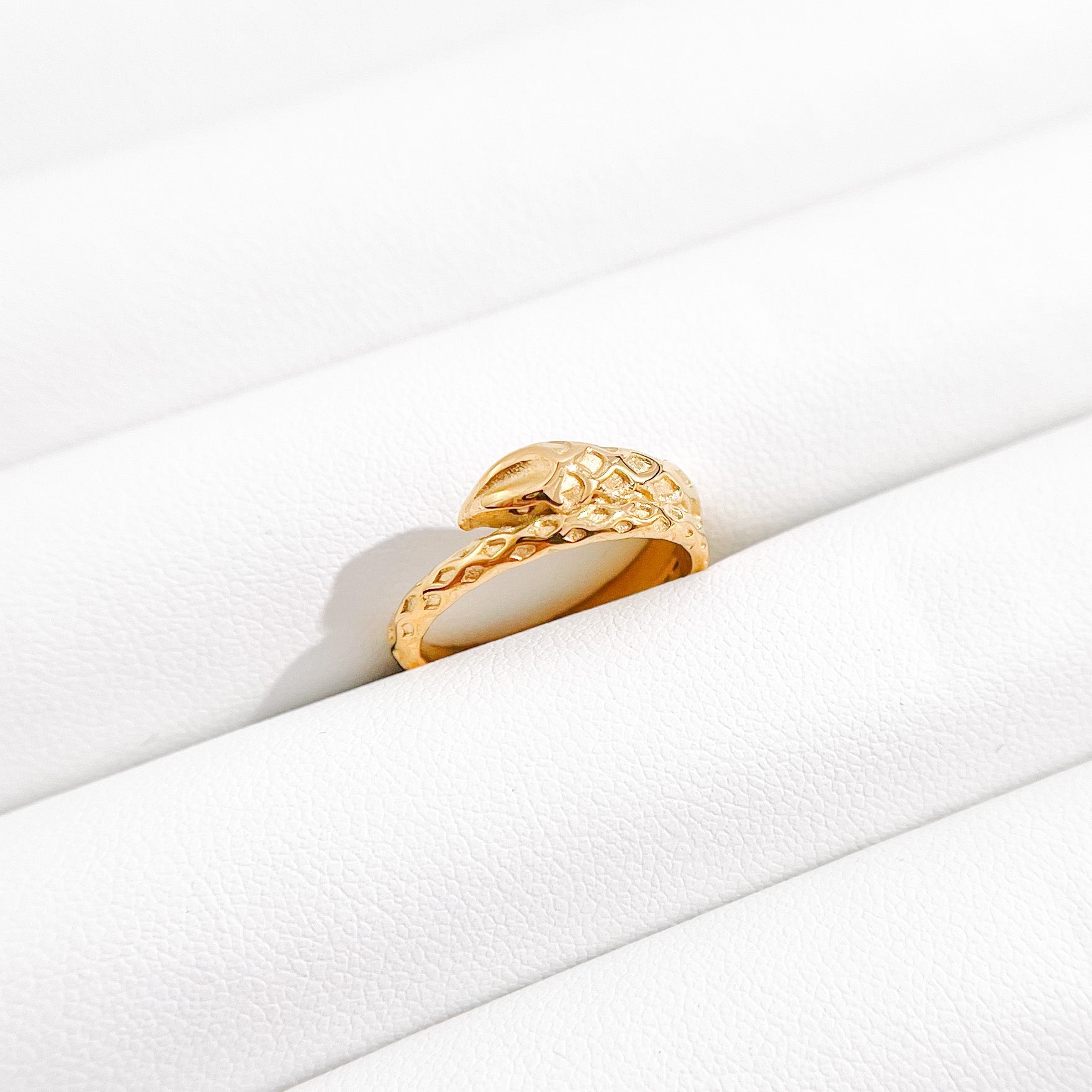 Serpent Ring in Gold - Flaire & Co.