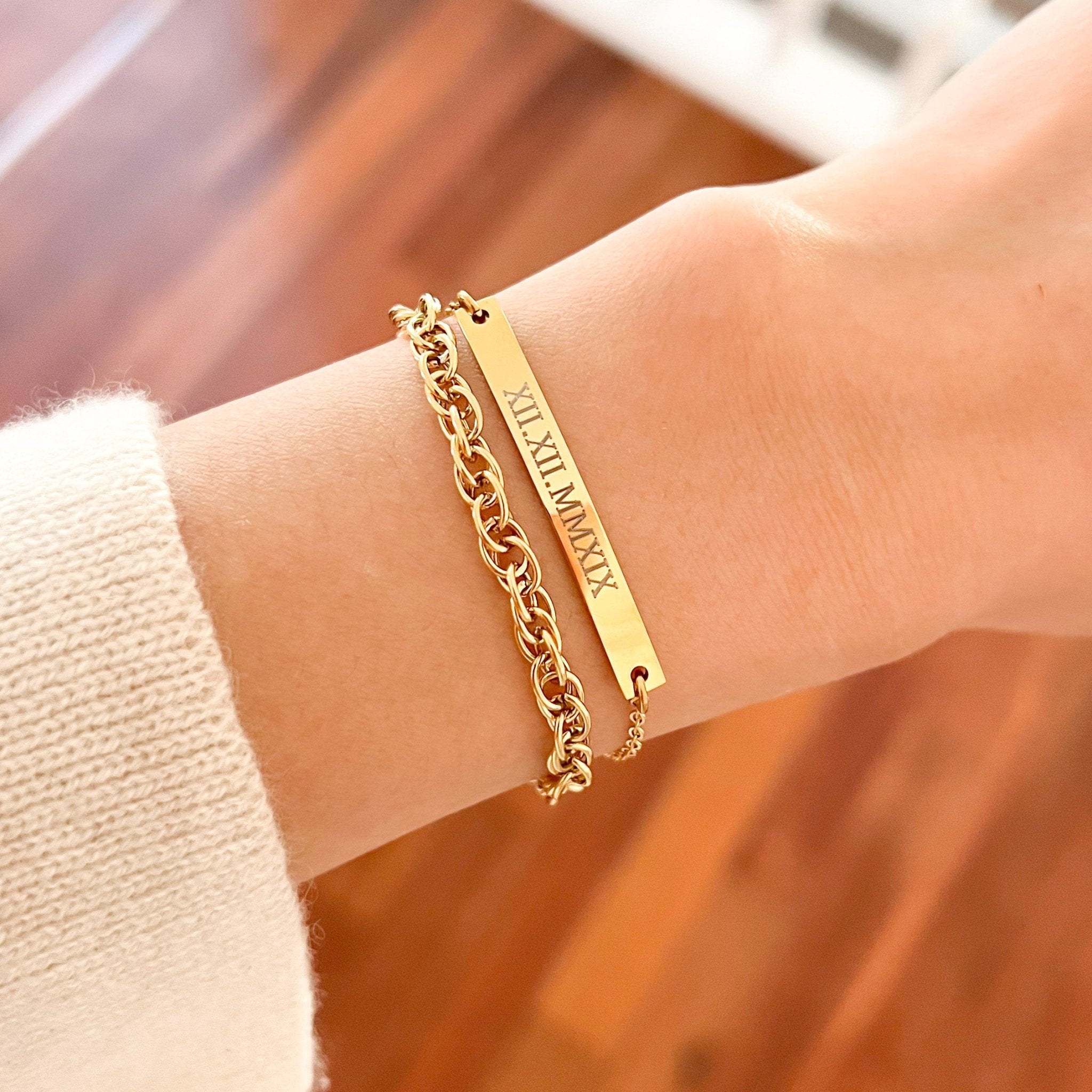 Simple Bar Bracelet in Gold + Silver - Flaire & Co.