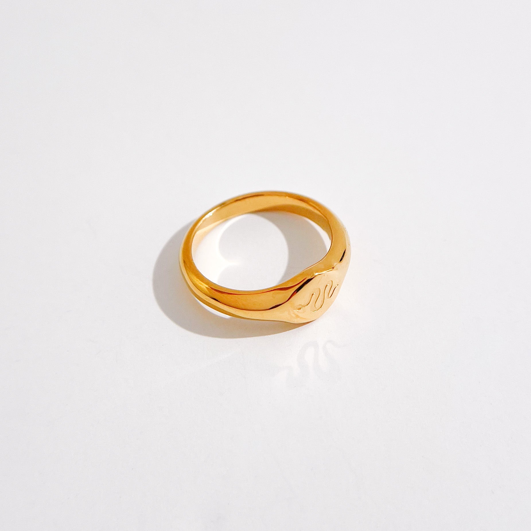Slitherin Signet Gold Ring - Flaire & Co.
