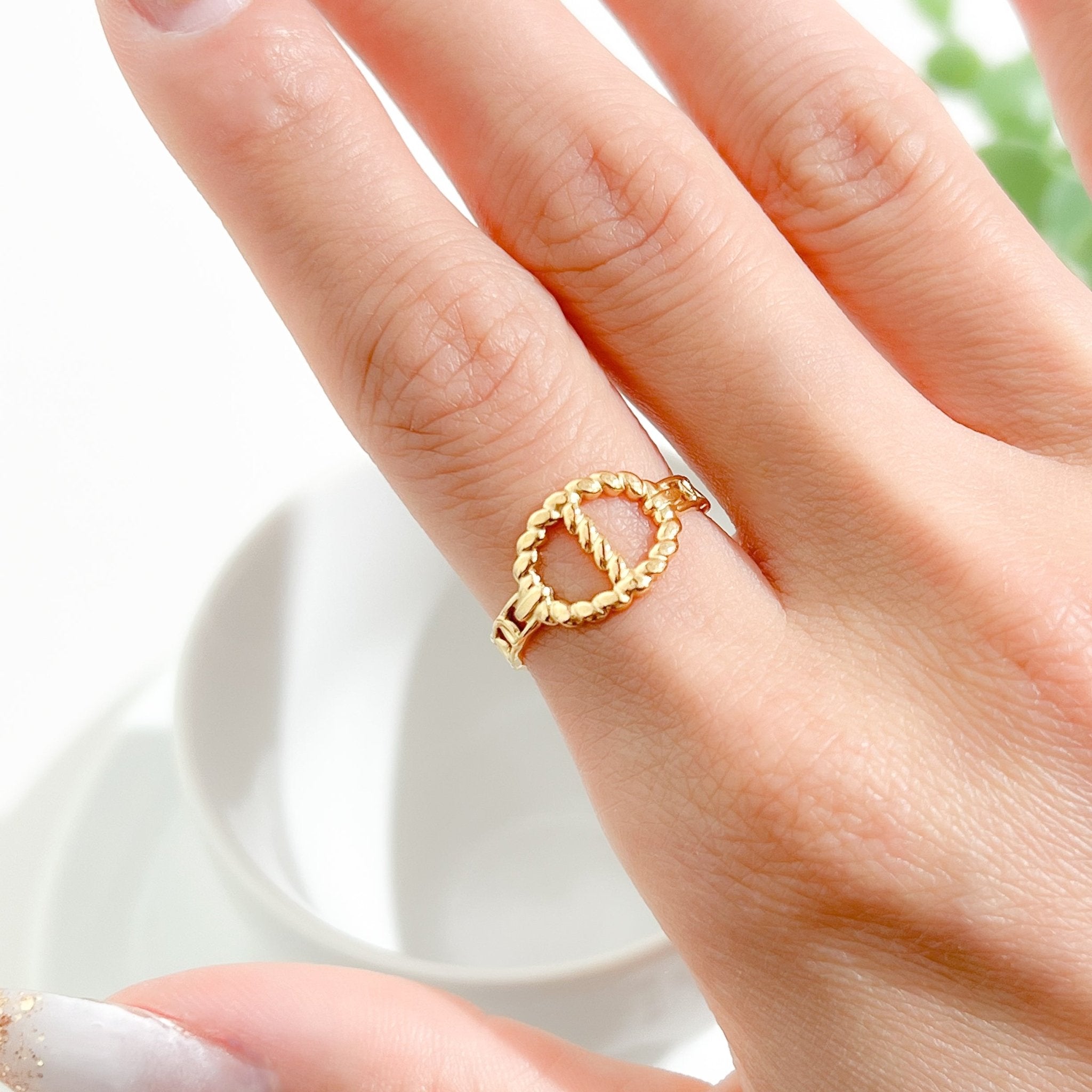 Stephanie Adjustable Gold Ring - Flaire & Co.