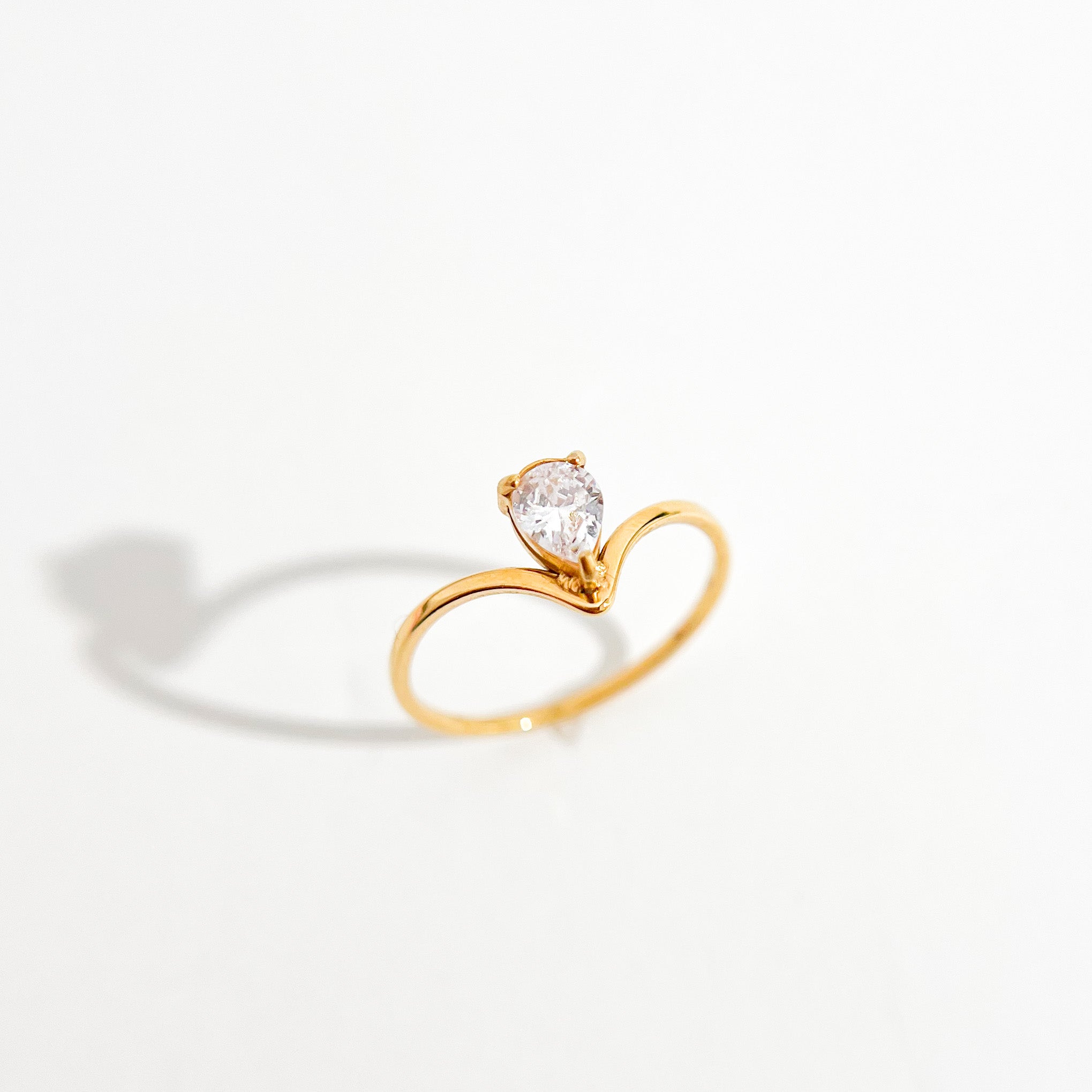 Tear Drop Gem Ring in Gold - Flaire & Co.