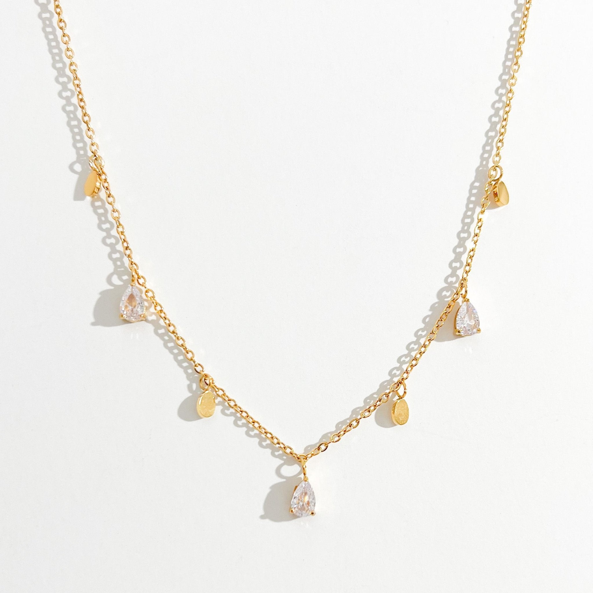 Tear Drops Necklace in Gold - Flaire & Co.