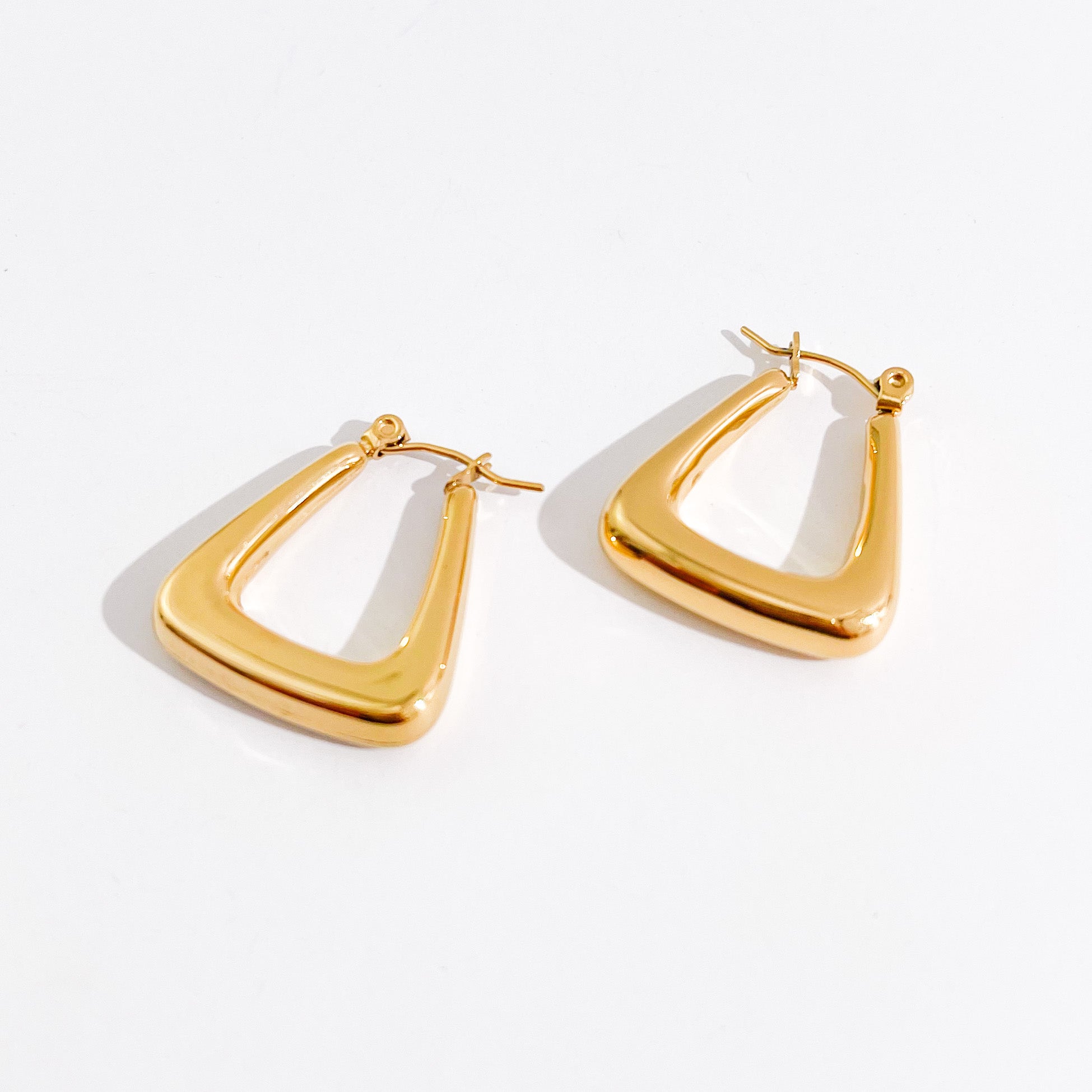 The Delta Hollow Earrings in Gold - Flaire & Co.