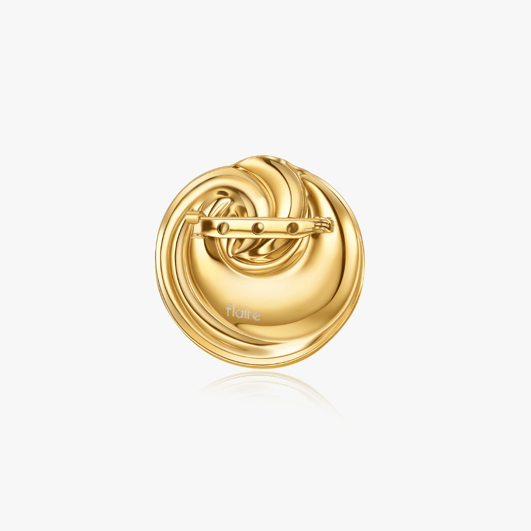 The Twisted Circle Brooch - Flaire & Co.