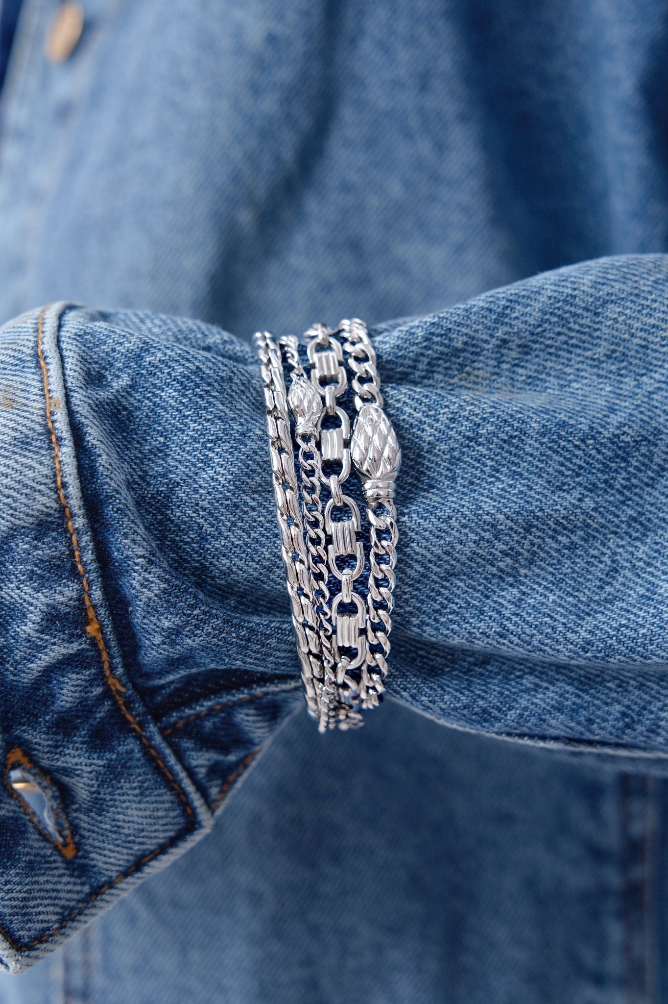 Thick Geometric Snake Head Bracelet (Unisex) - Flaire & Co.