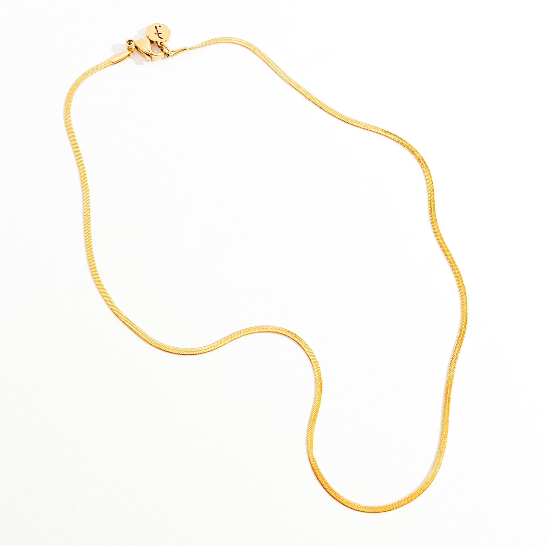 Thin Herringbone Necklace in Gold - Flaire & Co.