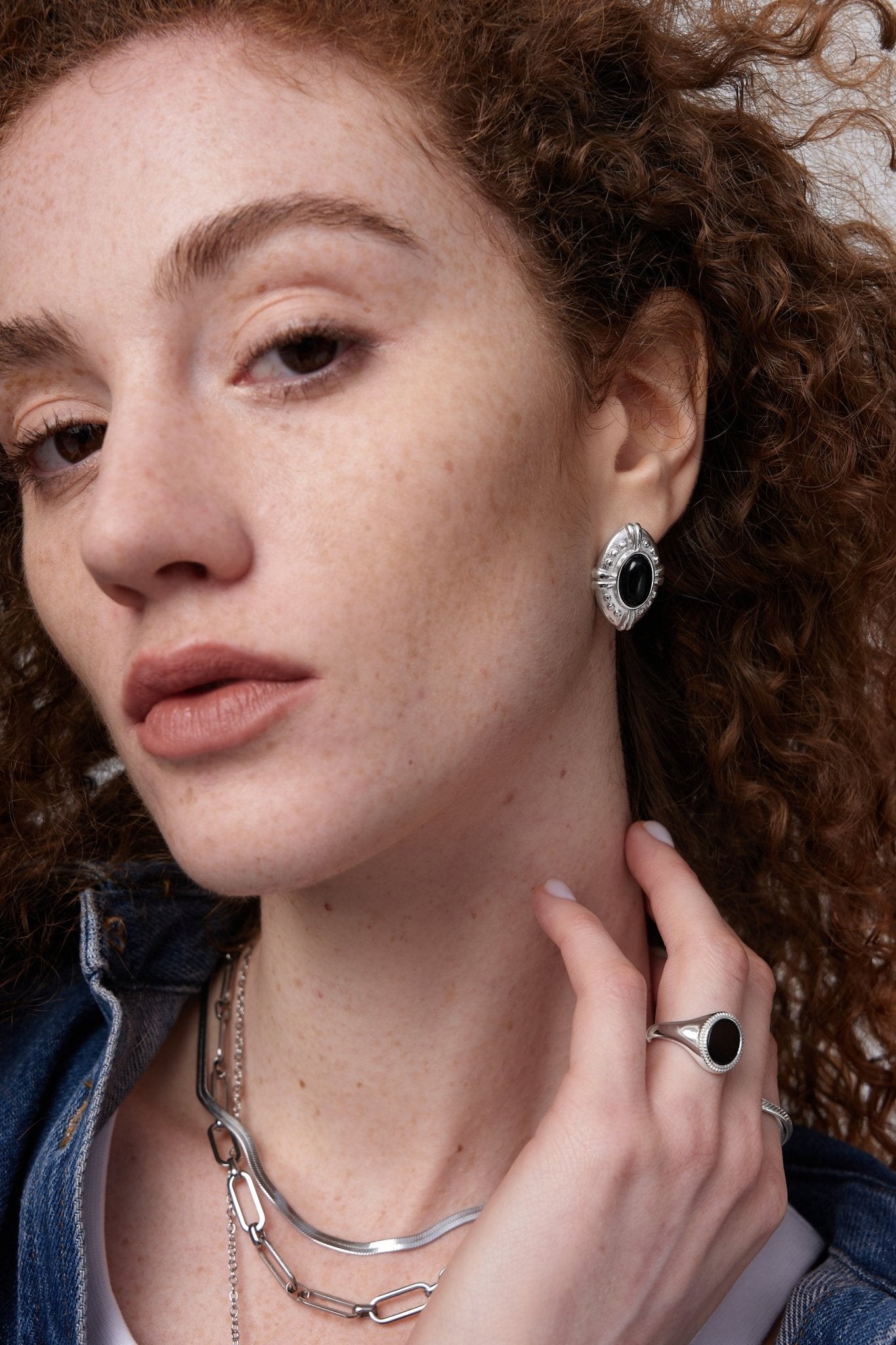 Vintage Inspired Black Agate Earrings - Flaire & Co.