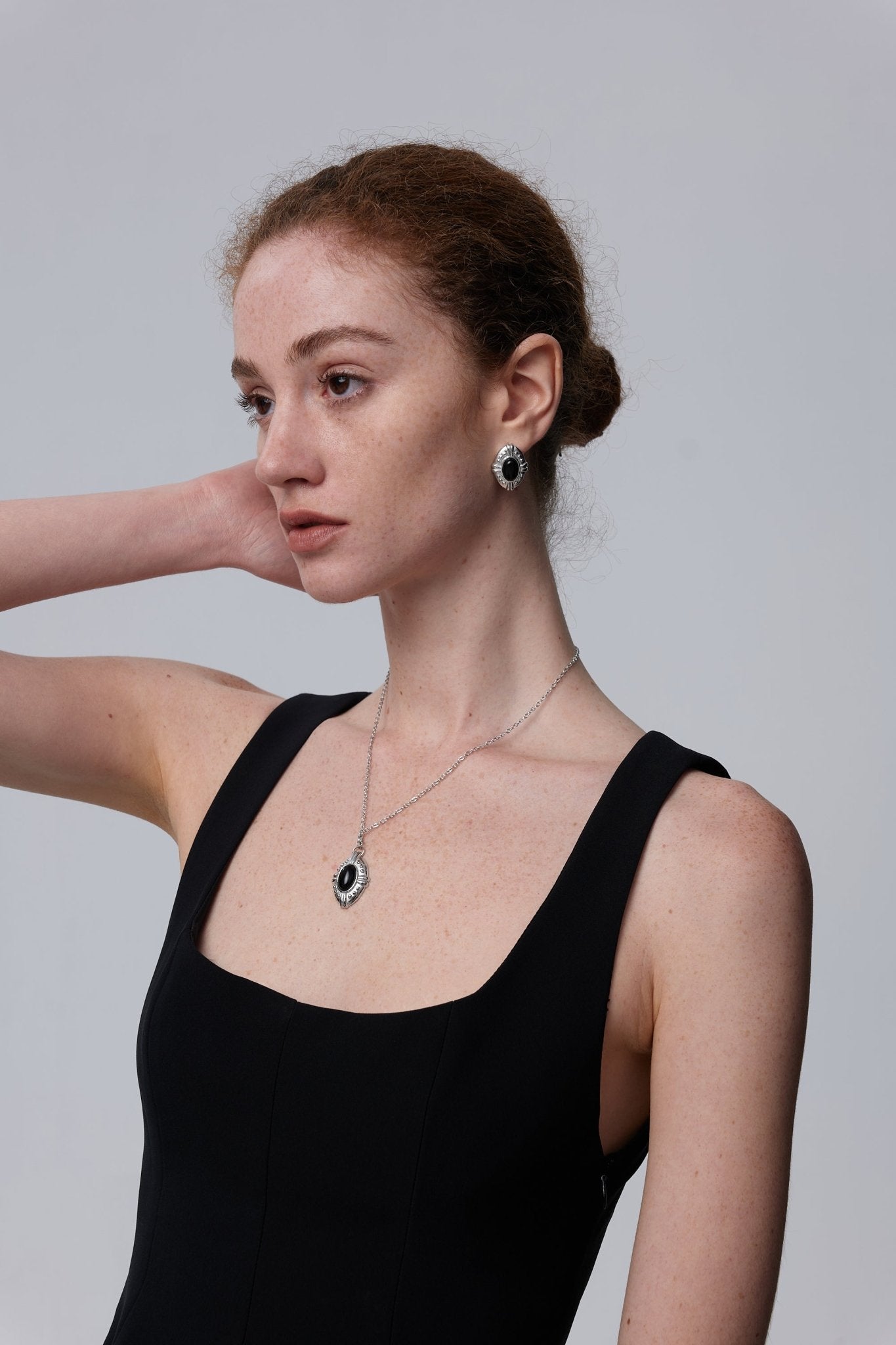Vintage Inspired Black Agate Necklace - Flaire & Co.