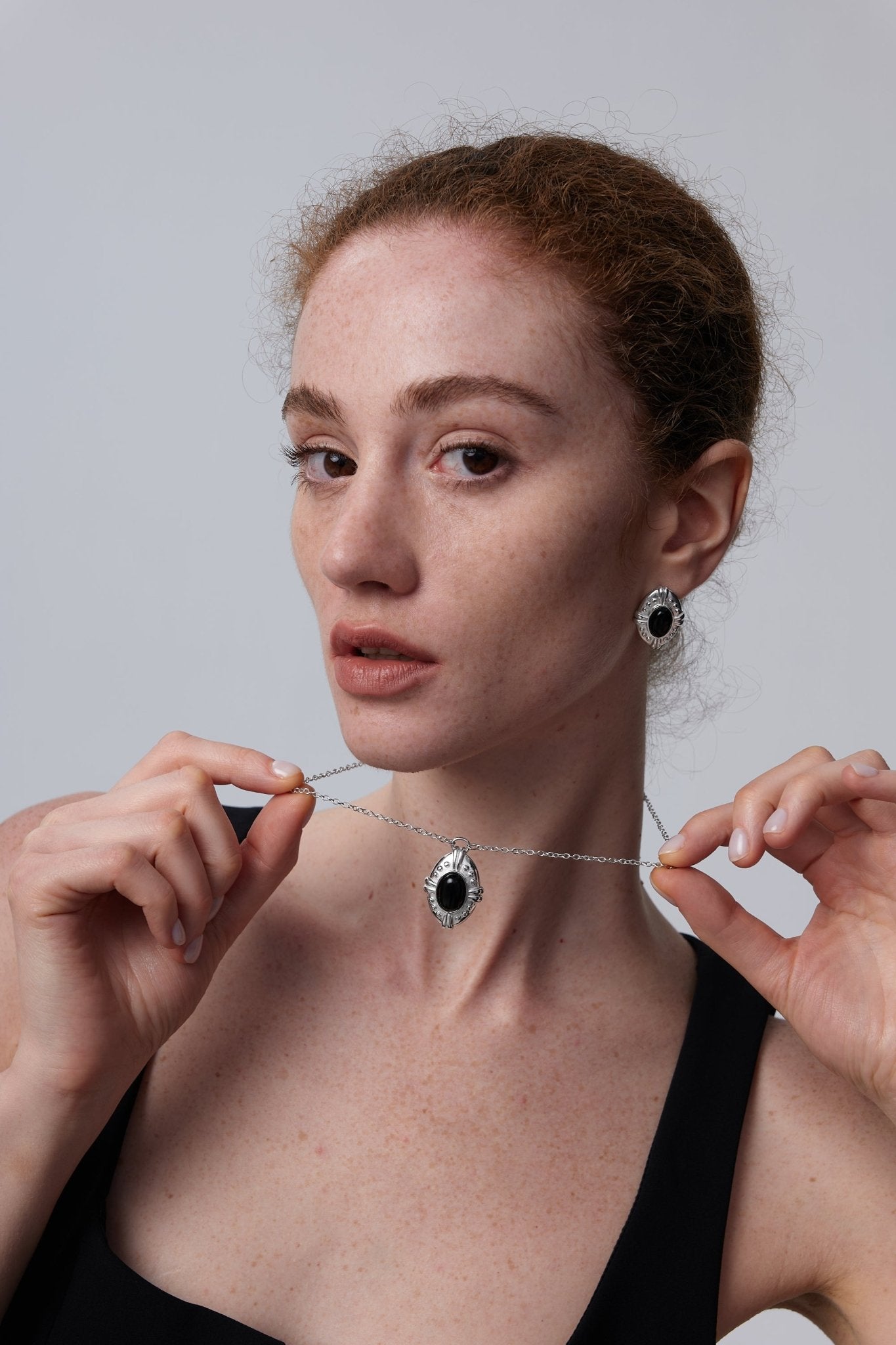 Vintage Inspired Black Agate Necklace - Flaire & Co.
