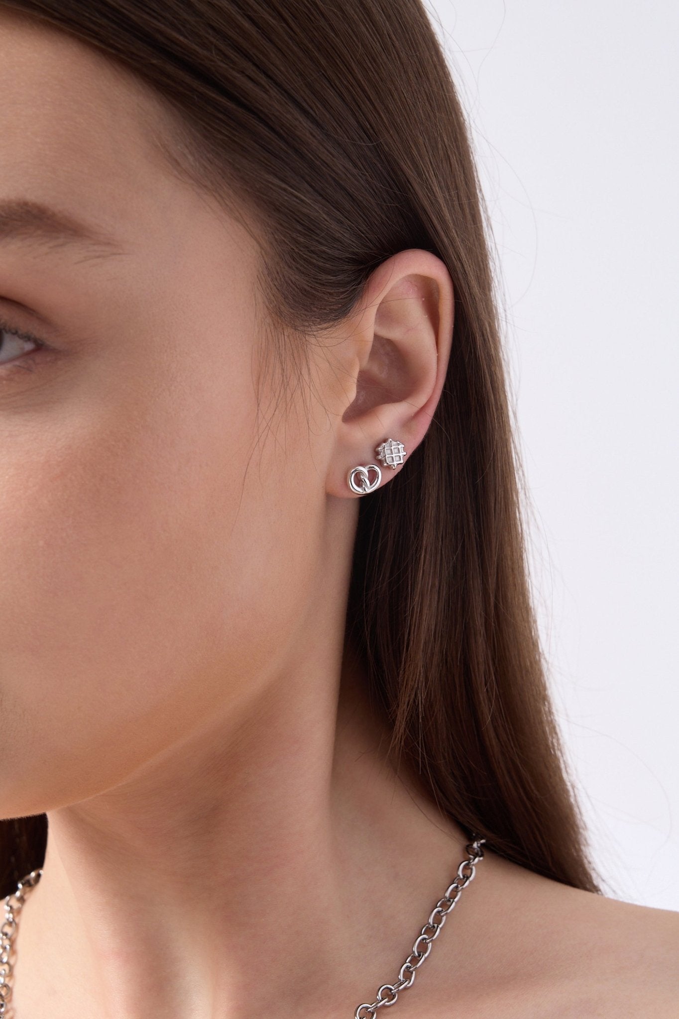 Waffle Studs - Flaire & Co.