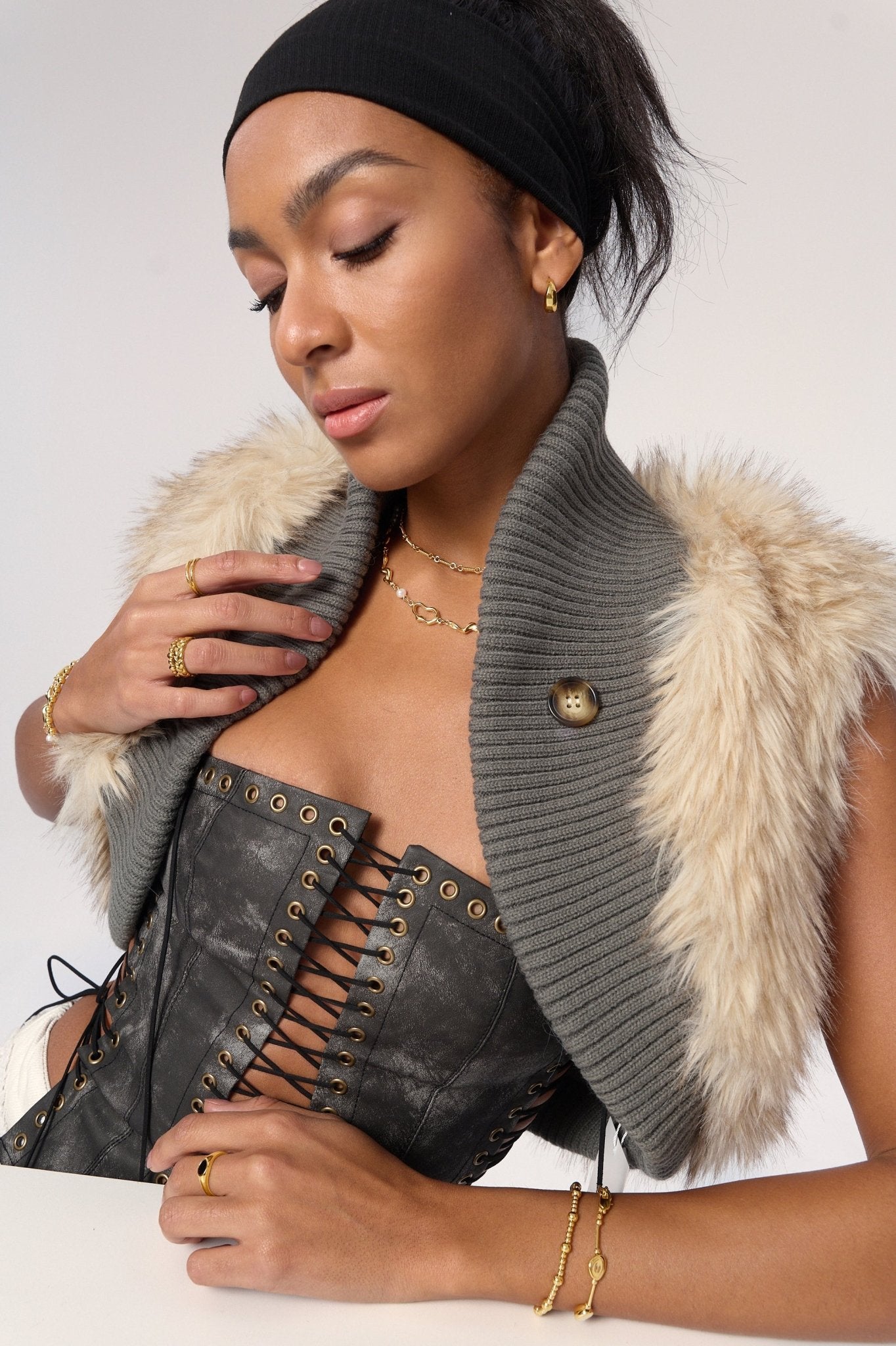 Yara Organic Asymmetrical Pearl Necklace - Flaire & Co.